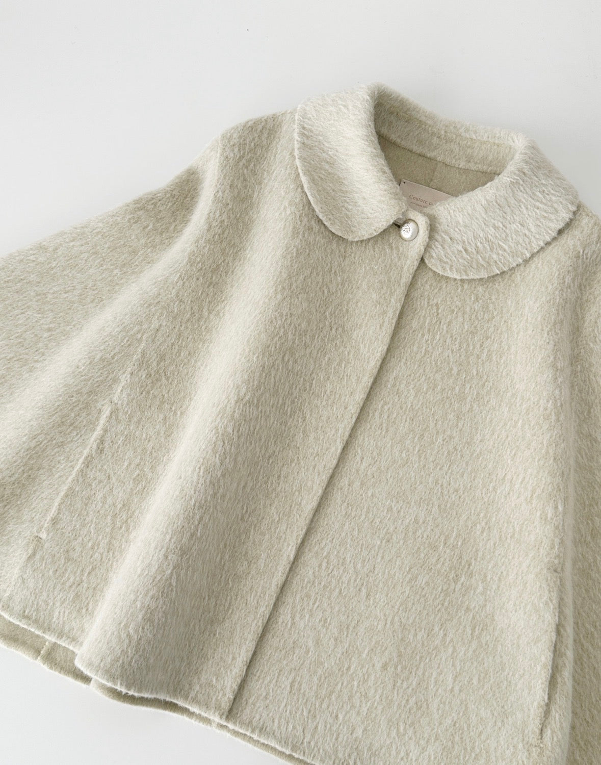 Velora Sleeveless Suri Wool Cape