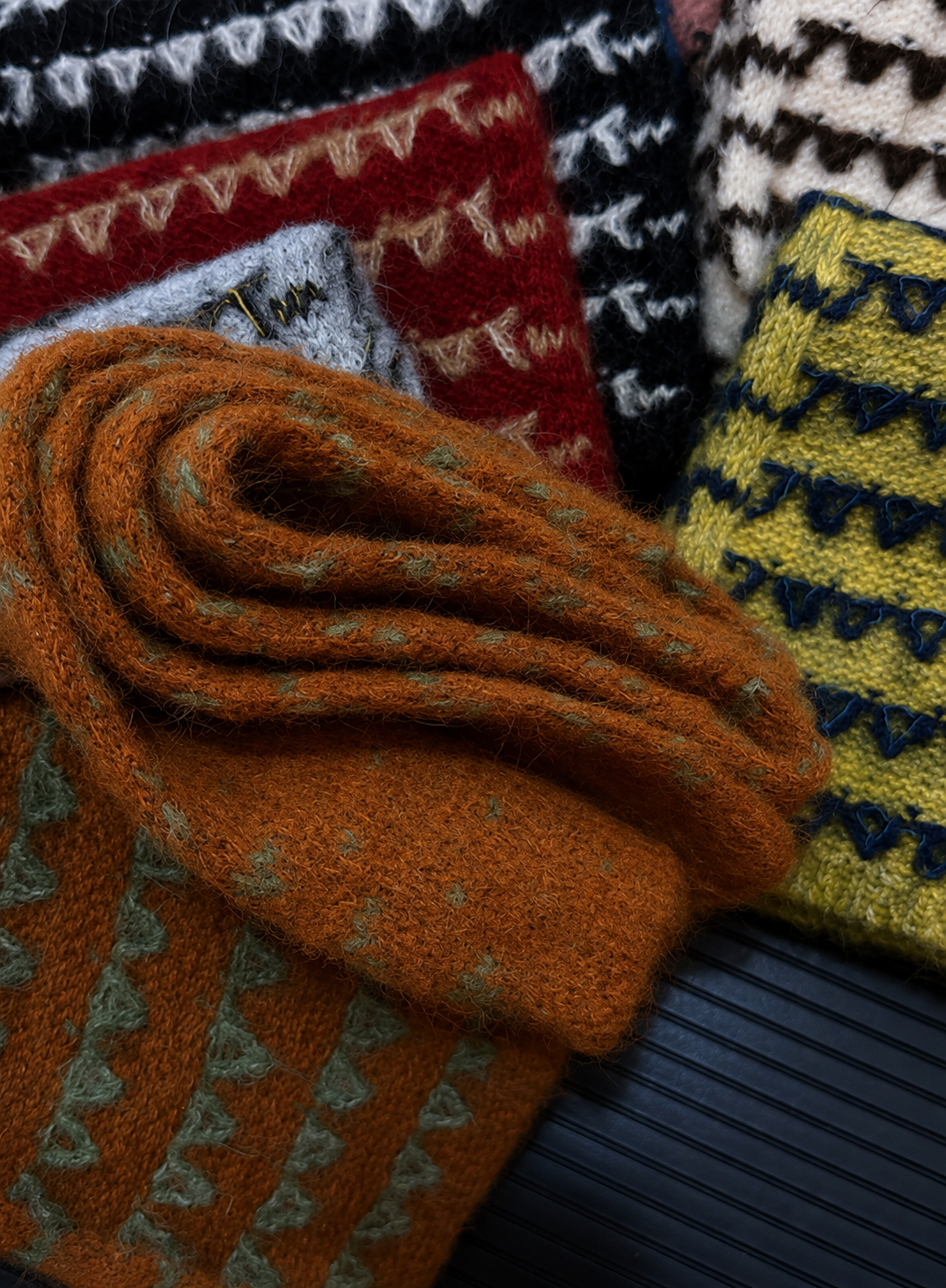Meadow Wool Blend Knit Scarf